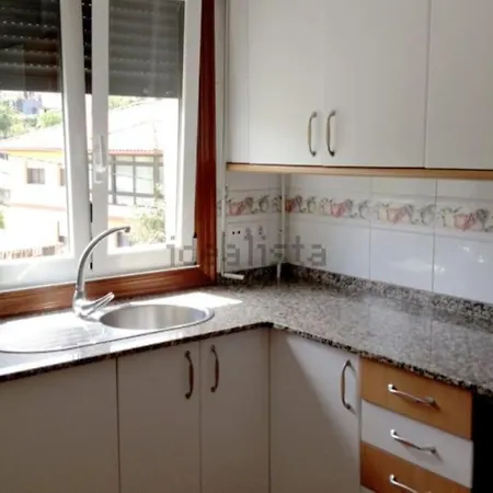 A Un Kilometro De Playas.