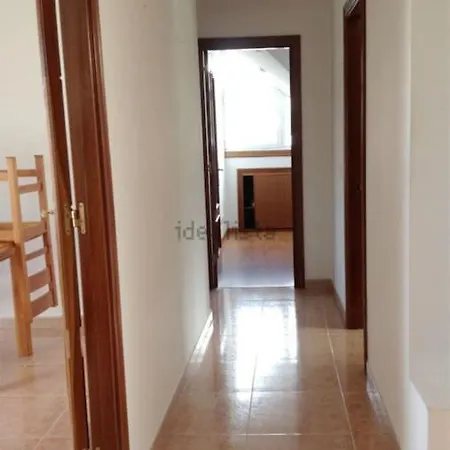 A Un Kilometro De Playas. فيجو